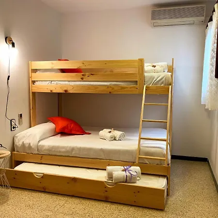 Cal Gerani Holiday home Rabos